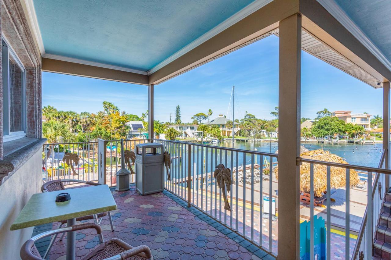 Bay Palms Waterfront Resort - Hotel And Marina St. Pete Beach Kültér fotó
